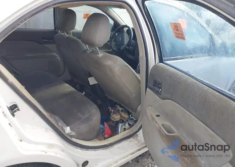 2010 Ford Fusion S из США, поврежденный, VIN 3FAHP0GAXAR222372